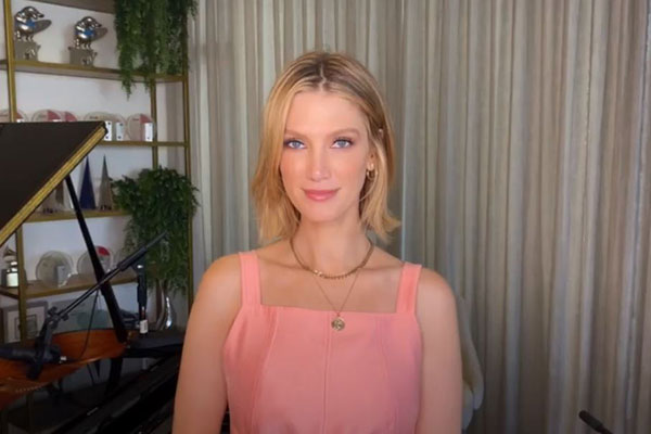 Hunters Hill Villa Maria mosaic-and-delta-goodrem-song